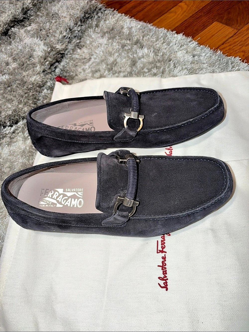 Salvatore Ferragamo Gancini Driver Loafer Black US 7 EE no box